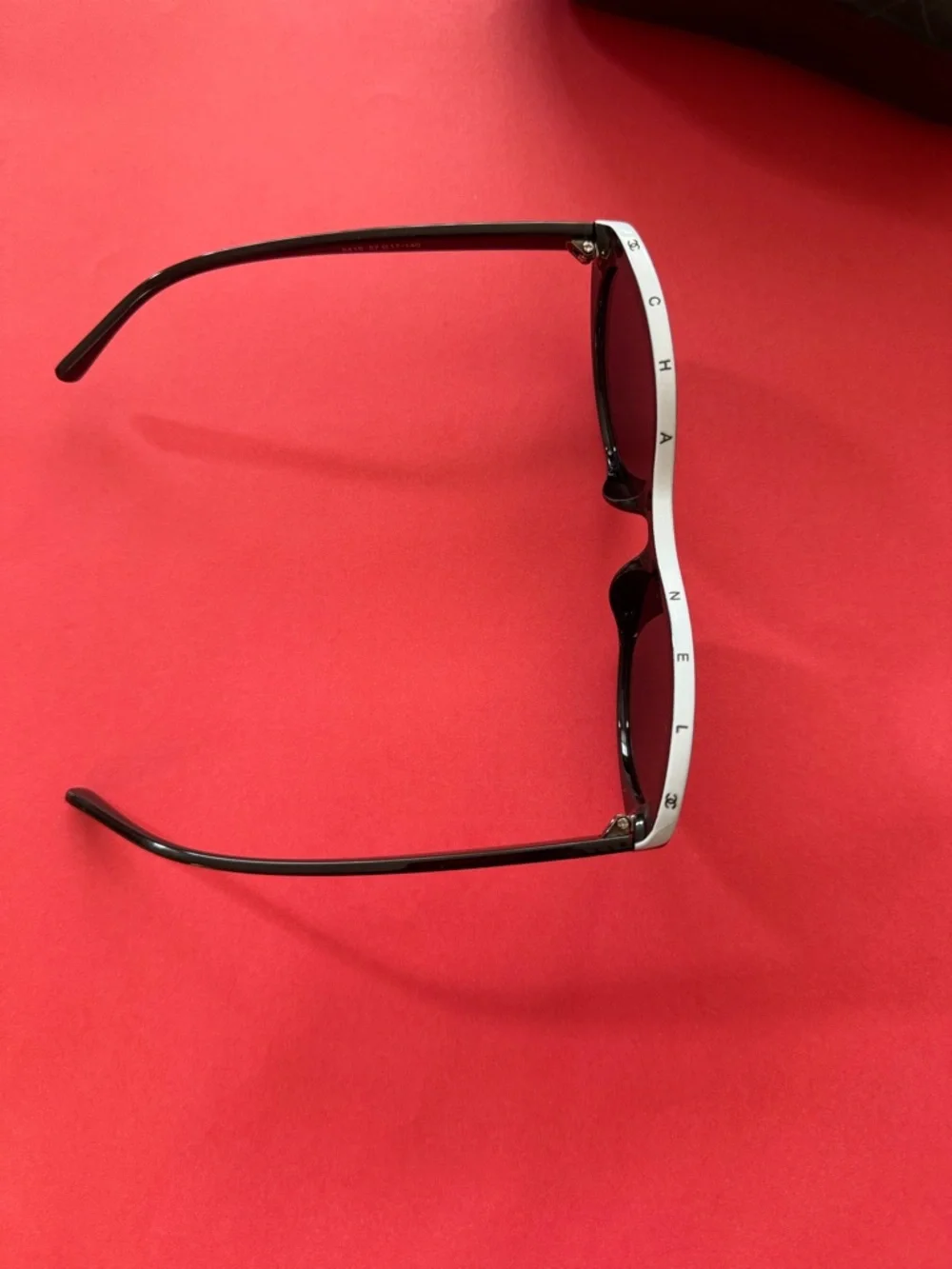 Black Sunglasses - Picture 12 of 16